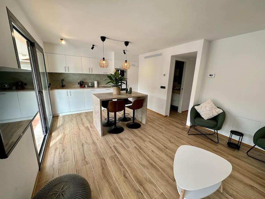 Moderno Y Acogedor Apartamento Con Terraza “ Llebeig” Soller Ngoại thất bức ảnh